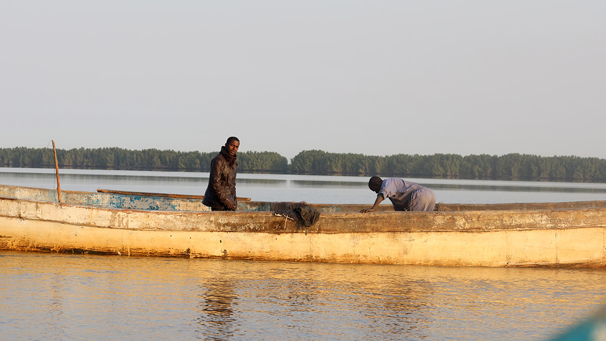 Fisherman on the Gambiariver